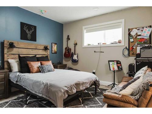 7919 Cedar Cove, Rural Grande Prairie No. 1, County Of, AB - Indoor Photo Showing Bedroom