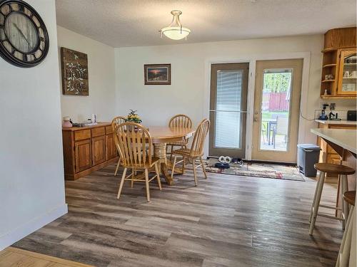 10417 104Th Avenue, Grande Cache, AB - Indoor Photo Showing Dining Room