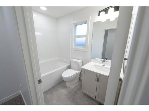 8725 Copperwood Road, Grande Prairie, AB - Indoor Photo Showing Bathroom
