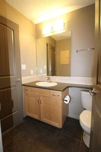 117-12330 102 Street, Grande Prairie, AB - Indoor Photo Showing Bathroom