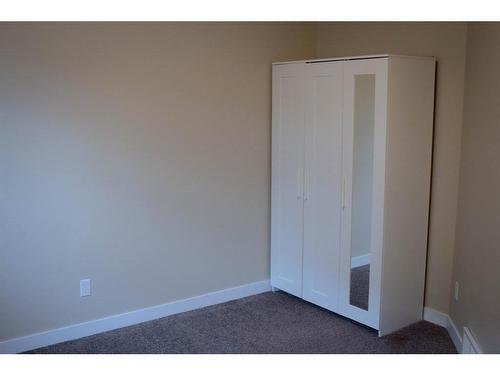 10109 92A Street, Grande Prairie, AB - Indoor Photo Showing Other Room