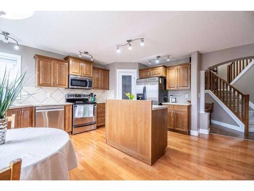 6026 87 A Street, Grande Prairie, AB - Indoor Photo Showing Kitchen With Stainless Steel Kitchen