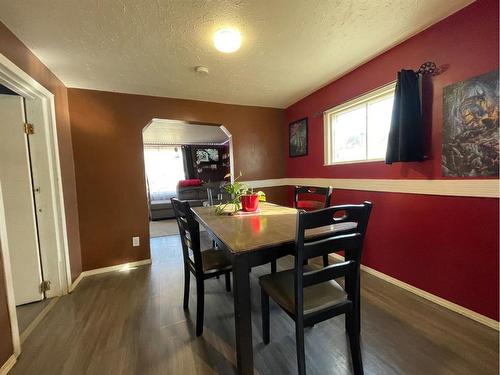 4417 52Nd Avenue, High Prairie, AB - Indoor Photo Showing Dining Room
