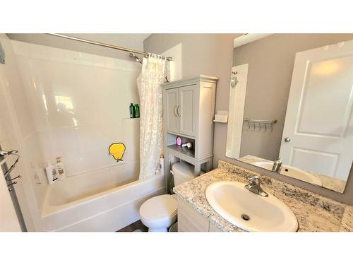 11428 106 Avenue, Grande Prairie, AB - Indoor Photo Showing Bathroom