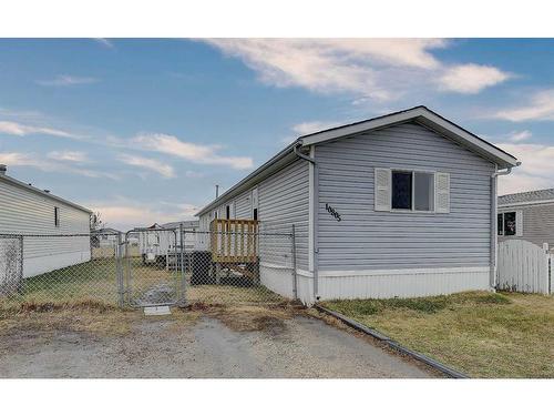 10805 98 Street, Clairmont, AB - Outdoor With Exterior