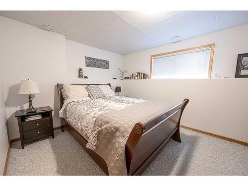 9318 69 Avenue, Grande Prairie, AB - Indoor Photo Showing Bedroom