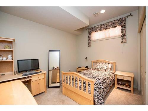 12602 Lakeshore Drive, Grande Prairie, AB - Indoor Photo Showing Bedroom