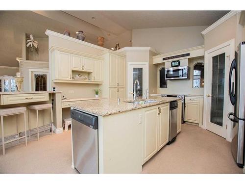 12602 Lakeshore Drive, Grande Prairie, AB - Indoor Photo Showing Kitchen With Double Sink