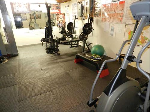 10022 84 Street, Peace River, AB - Indoor Photo Showing Gym Room