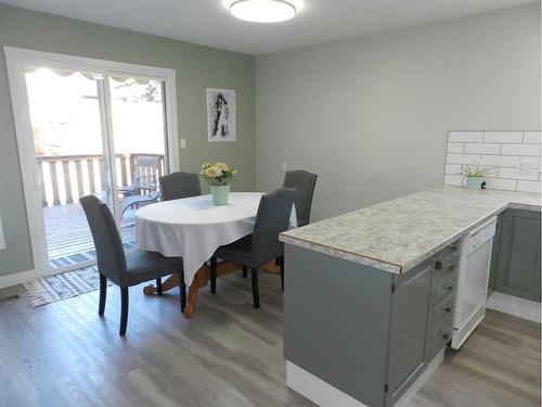 10022 84 Street, Peace River, AB - Indoor Photo Showing Dining Room