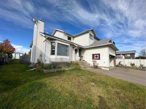 10010 85 Street, Peace River, AB - Outdoor