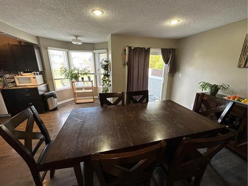 10010 85 Street, Peace River, AB - Indoor Photo Showing Dining Room