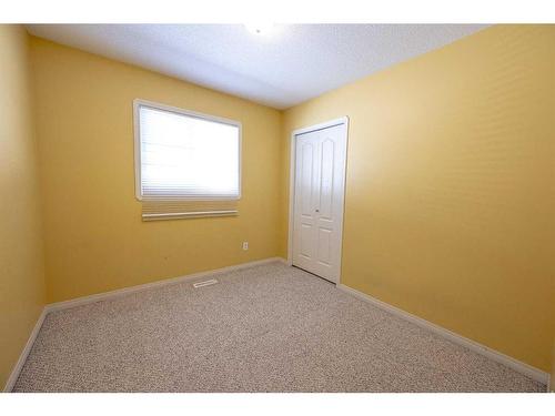 9607 91 Street, Grande Prairie, AB - Indoor Photo Showing Other Room