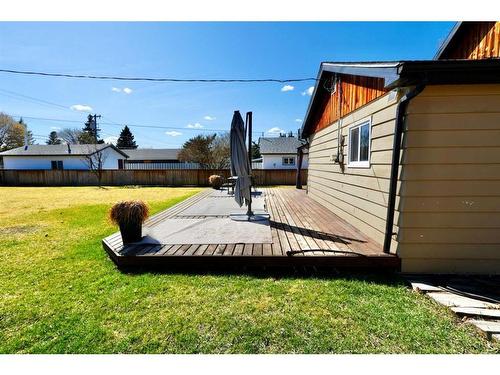 9705 84 Avenue, Peace River, AB - Outdoor With Exterior