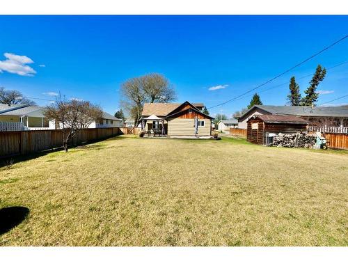 9705 84 Avenue, Peace River, AB - Outdoor With Deck Patio Veranda