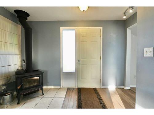 9705 84 Avenue, Peace River, AB - Indoor Photo Showing Other Room