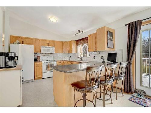 72, 714053 Rr 73, Rural Grande Prairie No. 1, County Of, AB - Indoor Photo Showing Kitchen