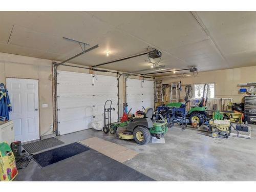 72, 714053 Rr 73, Rural Grande Prairie No. 1, County Of, AB - Indoor Photo Showing Garage