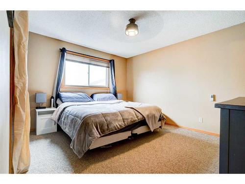 8926 102 Avenue, Grande Prairie, AB - Indoor Photo Showing Bedroom
