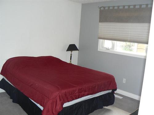 4708 54 Avenue, High Prairie, AB - Indoor Photo Showing Bedroom