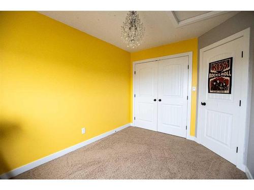 11233 75 Avenue, Grande Prairie, AB - Indoor Photo Showing Other Room