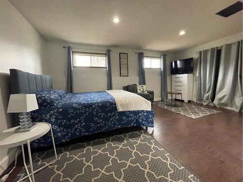 5028 43Rd Street, High Prairie, AB - Indoor Photo Showing Bedroom
