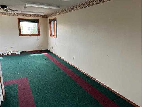 8218 104 Avenue, Peace River, AB - Indoor Photo Showing Other Room