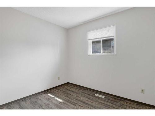 9050 103 Avenue, Grande Prairie, AB - Indoor Photo Showing Other Room