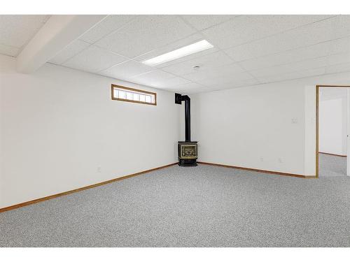 11417 106 Avenue, Fairview, AB - Indoor Photo Showing Other Room