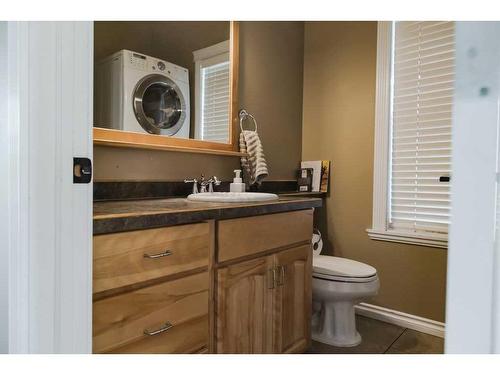 9-55007 Twp Rd 725, Rural Grande Prairie No. 1, County Of, AB - Indoor Photo Showing Bathroom
