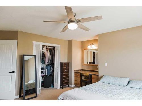 9-55007 Twp Rd 725, Rural Grande Prairie No. 1, County Of, AB - Indoor Photo Showing Bedroom