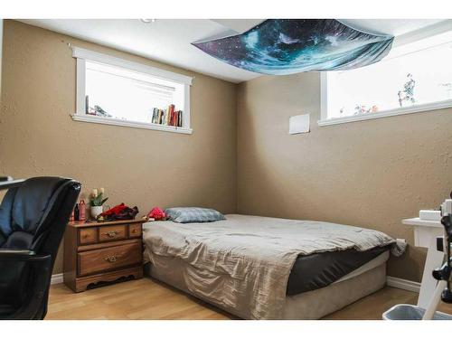 9-55007 Twp Rd 725, Rural Grande Prairie No. 1, County Of, AB - Indoor Photo Showing Bedroom