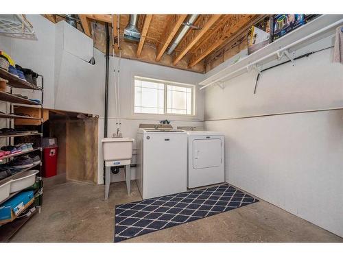 9886 67 Avenue, Grande Prairie, AB - Indoor Photo Showing Laundry Room