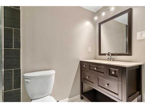 7422 96 Street, Grande Prairie, AB - Indoor Photo Showing Bathroom