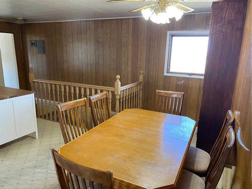 80242 Rge Rd 65, Rural Saddle Hills County, AB - Indoor Photo Showing Dining Room