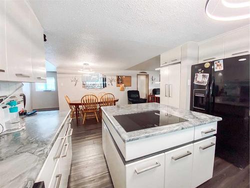 4626 50 Street, Rycroft, AB - Indoor Photo Showing Kitchen