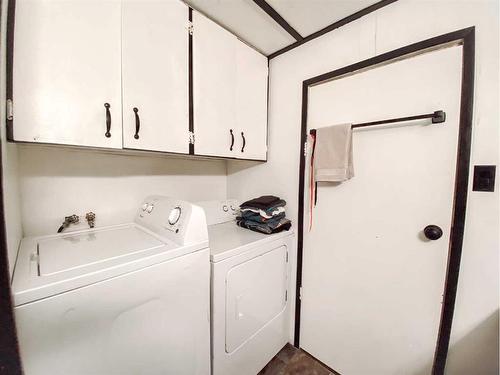 4626 50 Street, Rycroft, AB - Indoor Photo Showing Laundry Room