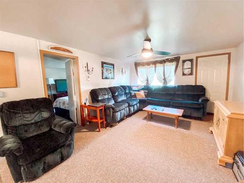 4626 50 Street, Rycroft, AB - Indoor Photo Showing Living Room