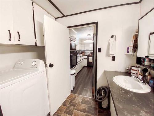 4626 50 Street, Rycroft, AB - Indoor Photo Showing Laundry Room