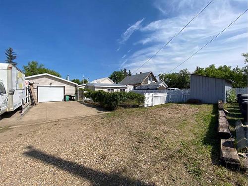 4626 50 Street, Rycroft, AB - Outdoor