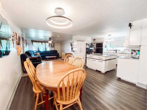 4626 50 Street, Rycroft, AB - Indoor Photo Showing Dining Room