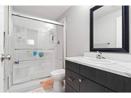7114 86 Street, Grande Prairie, AB - Indoor Photo Showing Bathroom