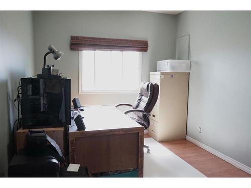 50010 733A Township, Rural Grande Prairie No. 1, County Of, AB - Indoor Photo Showing Office