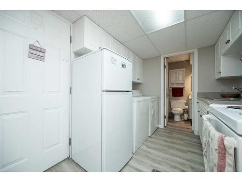 8905 102 Avenue, Grande Prairie, AB - Indoor Photo Showing Laundry Room