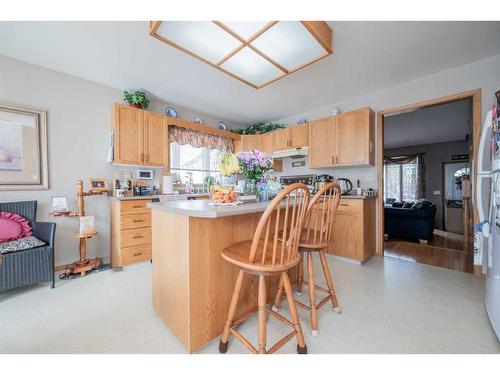 8905 102 Avenue, Grande Prairie, AB - Indoor Photo Showing Kitchen