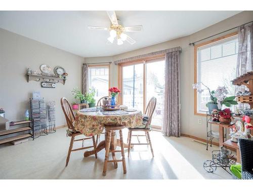 8905 102 Avenue, Grande Prairie, AB - Indoor Photo Showing Dining Room