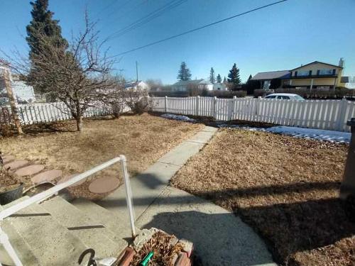 5130 50 Street, Berwyn, AB - Outdoor