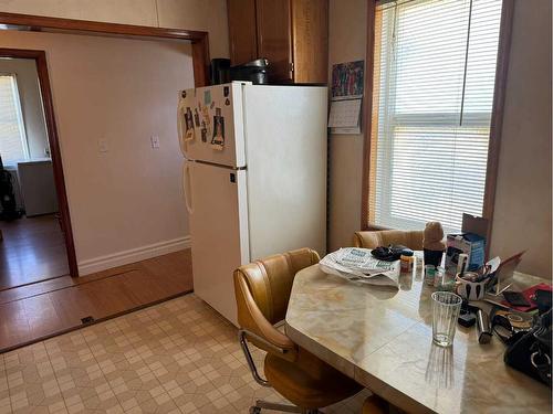 5130 50 Street, Berwyn, AB - Indoor Photo Showing Dining Room