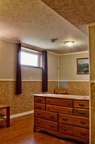 10118 98A Street, Sexsmith, AB - Indoor Photo Showing Other Room