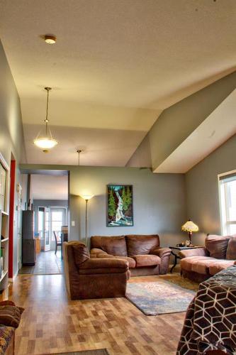 10118 98A Street, Sexsmith, AB - Indoor Photo Showing Other Room